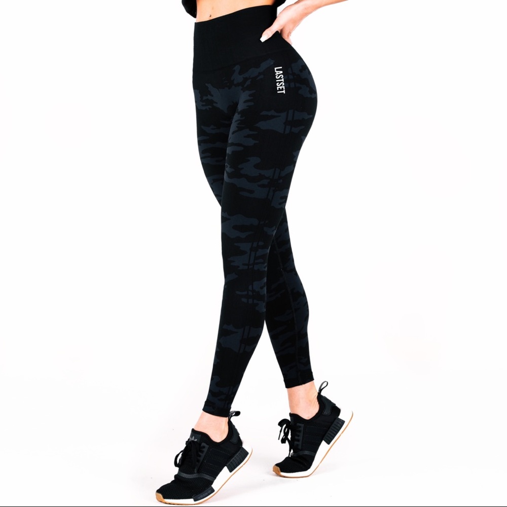 Lastset Black Camo Leggings